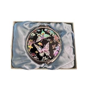 NEW Butterfly Flower Pearl Design Mirror Portable Compact Make Up Purse Gift Box